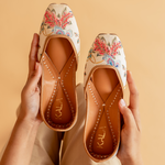 Load image into Gallery viewer, Daisy Dreams Jutti