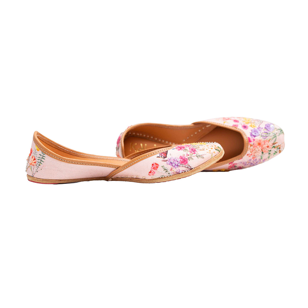 Khushbu, mojari for girl, punjabi Jutti