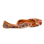 Load image into Gallery viewer, Soulful Grace, punjabi Jutti, Women Mojaris