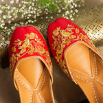 Load image into Gallery viewer, Swarna, bride jutti, mojari for women