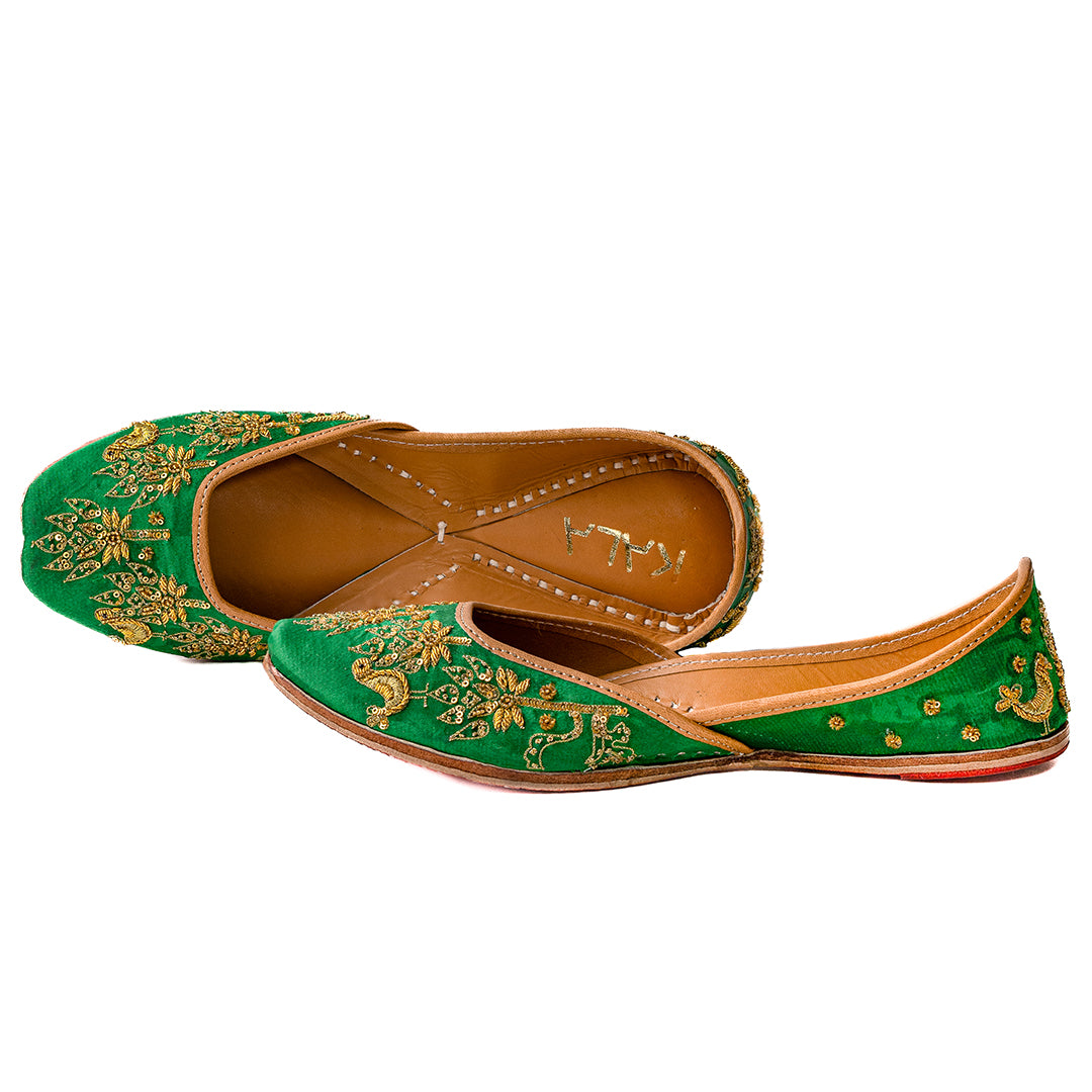 Masakali, mojari for girl, bride jutti